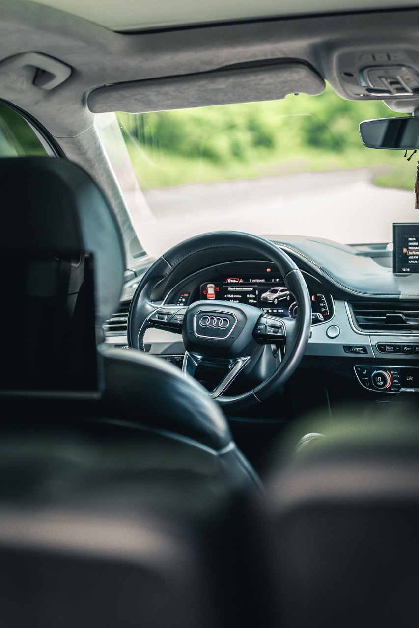 Audi — photo 24