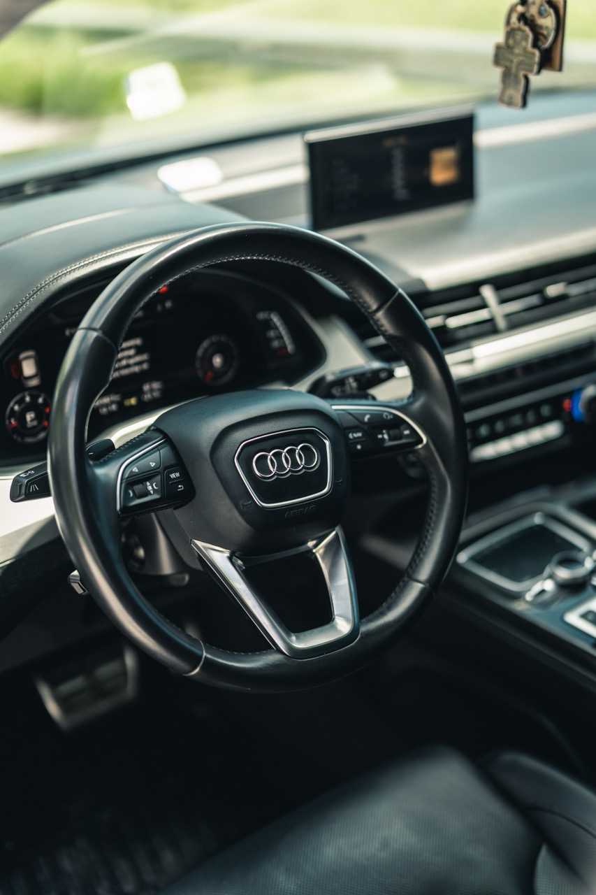 Audi — photo 31
