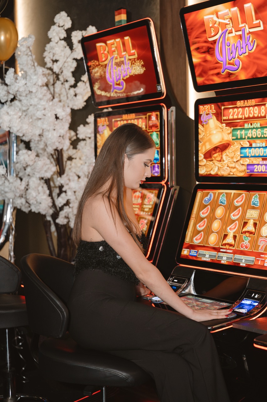 Diwienn Slot Club Grand Opening — photo 40