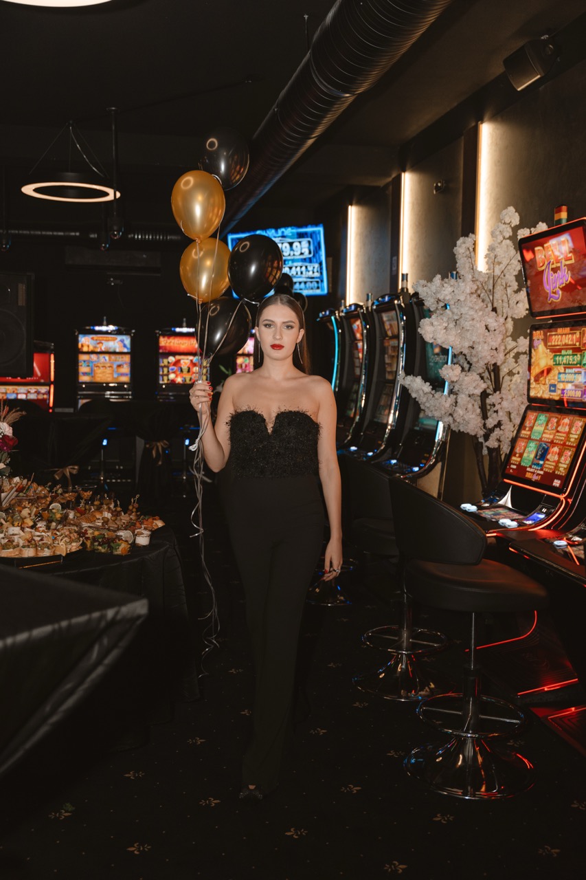 Diwienn Slot Club Grand Opening — photo 46