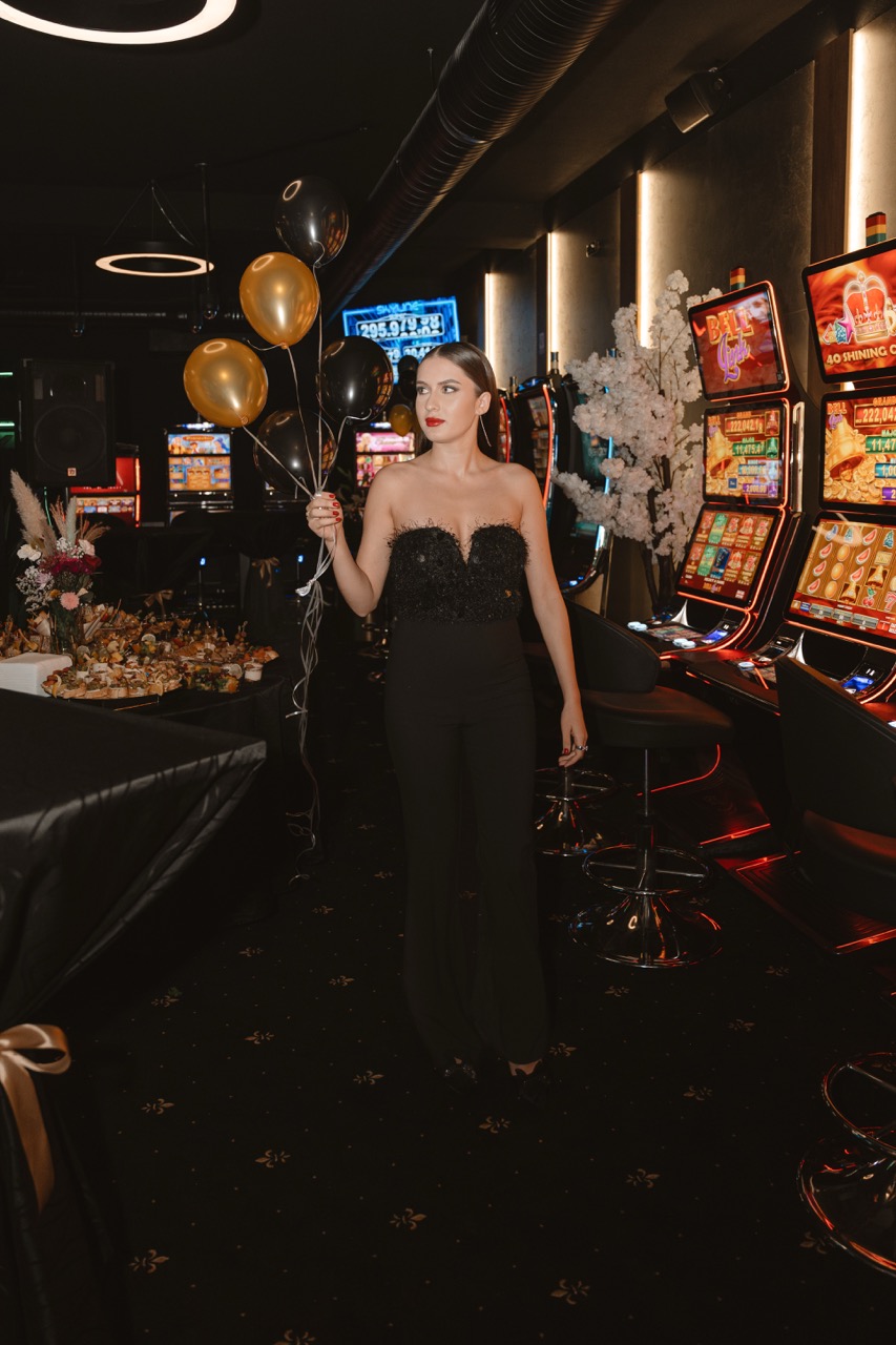 Diwienn Slot Club Grand Opening — photo 47