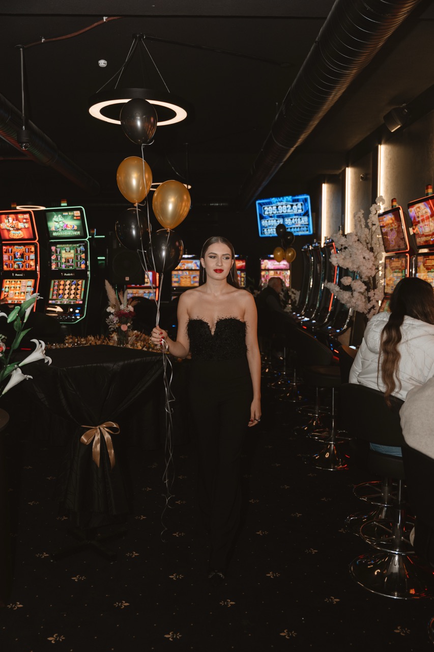 Diwienn Slot Club Grand Opening — photo 51