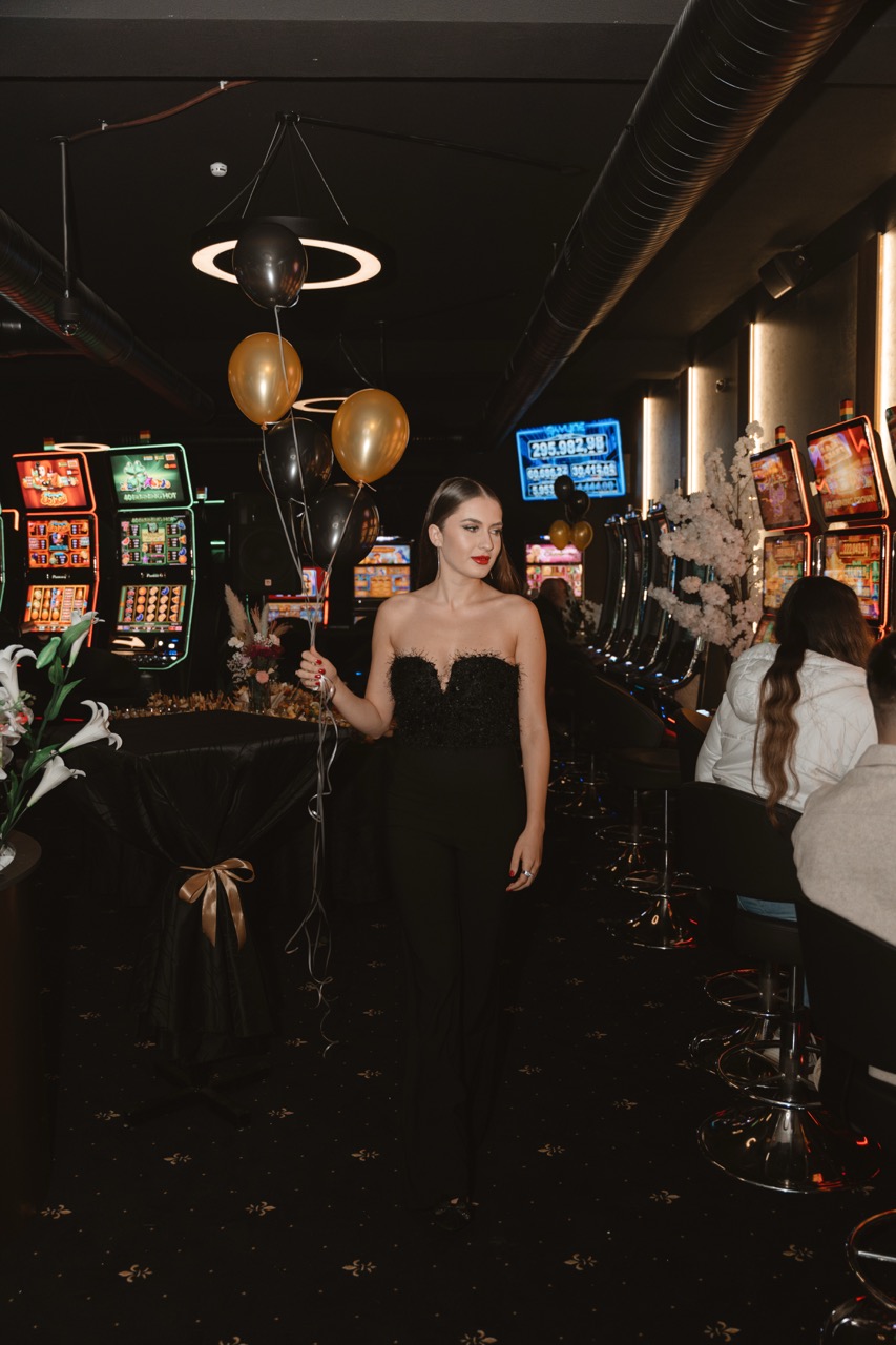 Diwienn Slot Club Grand Opening — photo 52