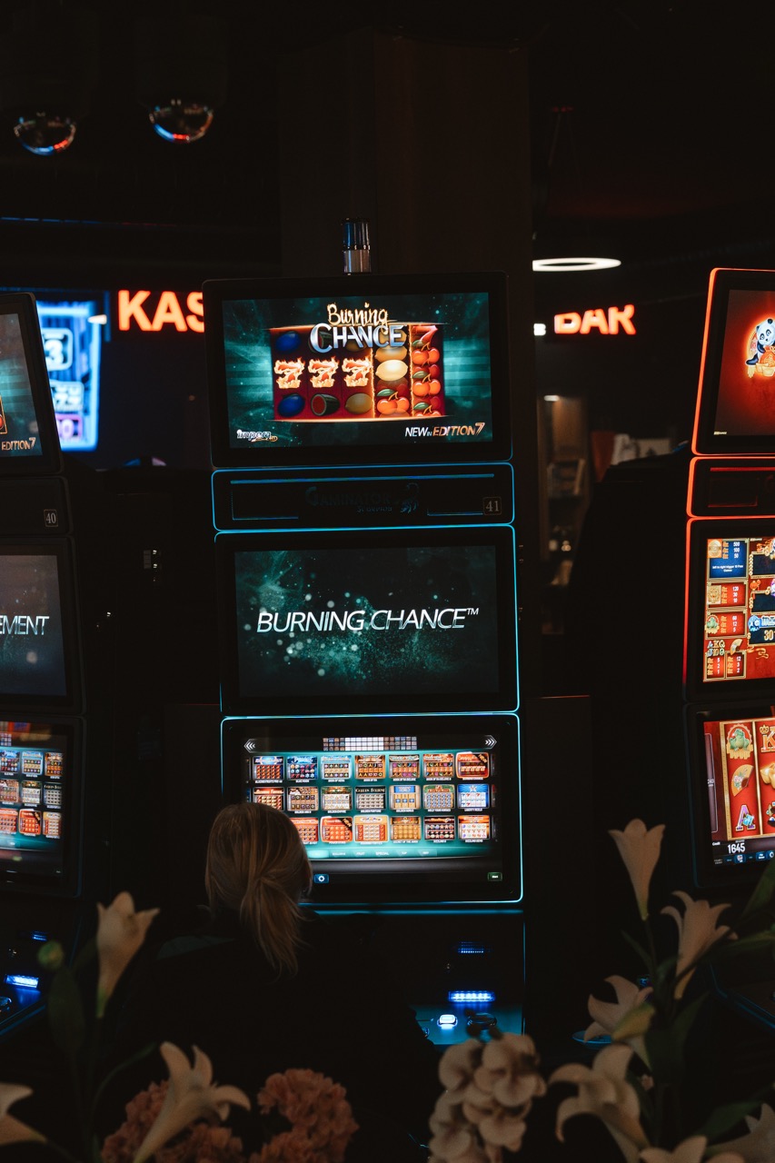 Diwienn Slot Club Grand Opening — photo 59