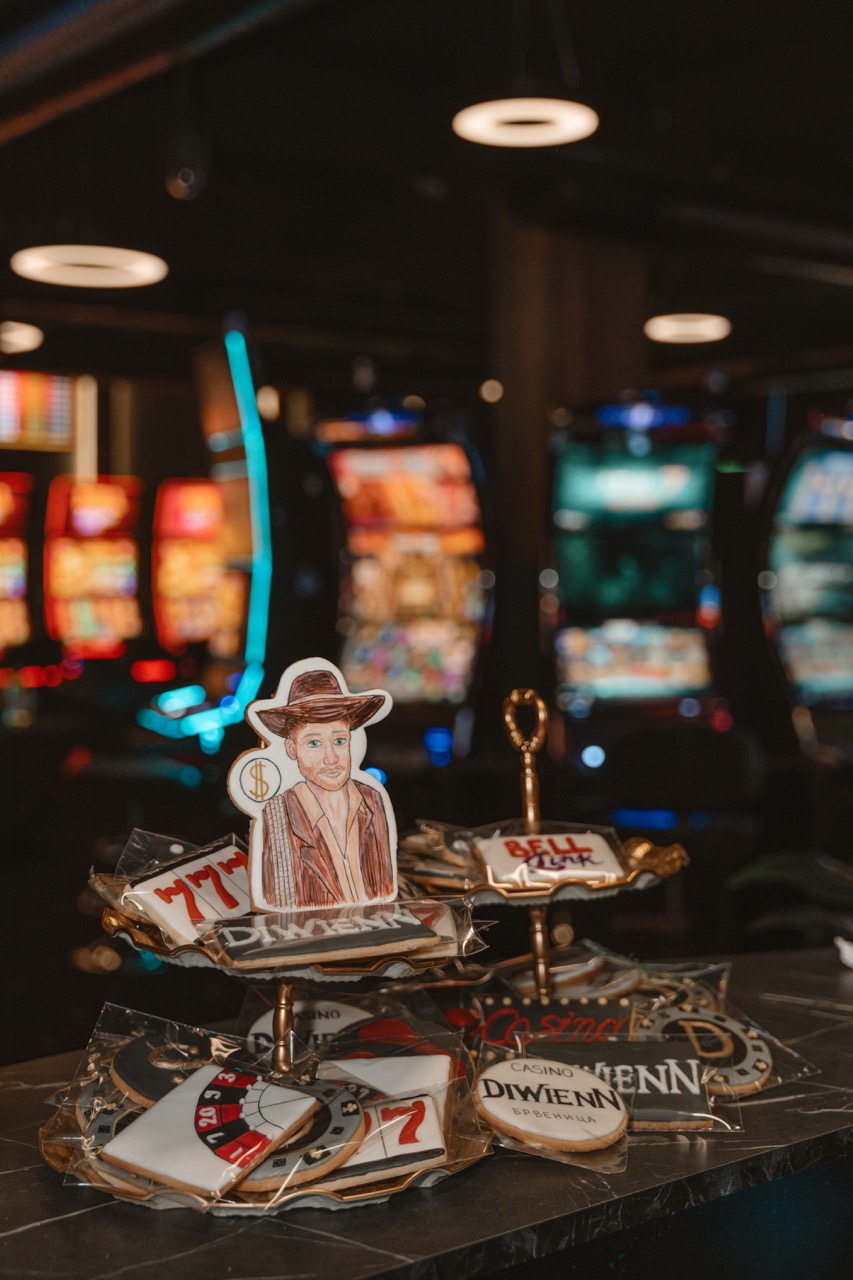 Diwienn Slot Club Grand Opening — photo 23