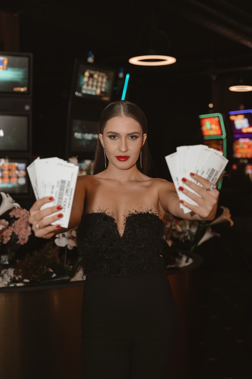 Diwienn Slot Club Grand Opening — photo 33
