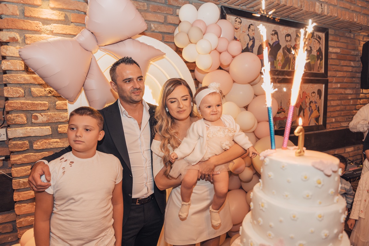 Elena & Chirko — photo 21