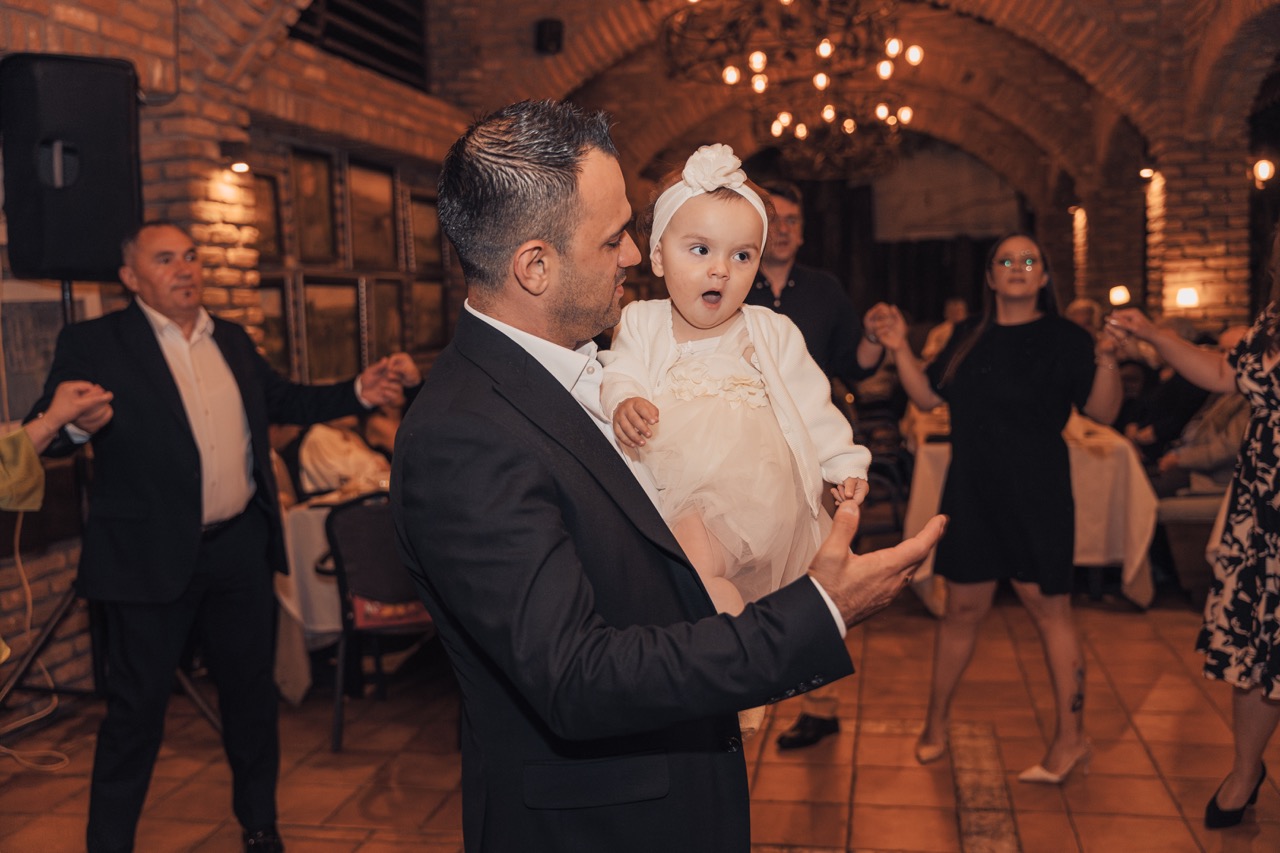 Elena & Chirko — photo 41