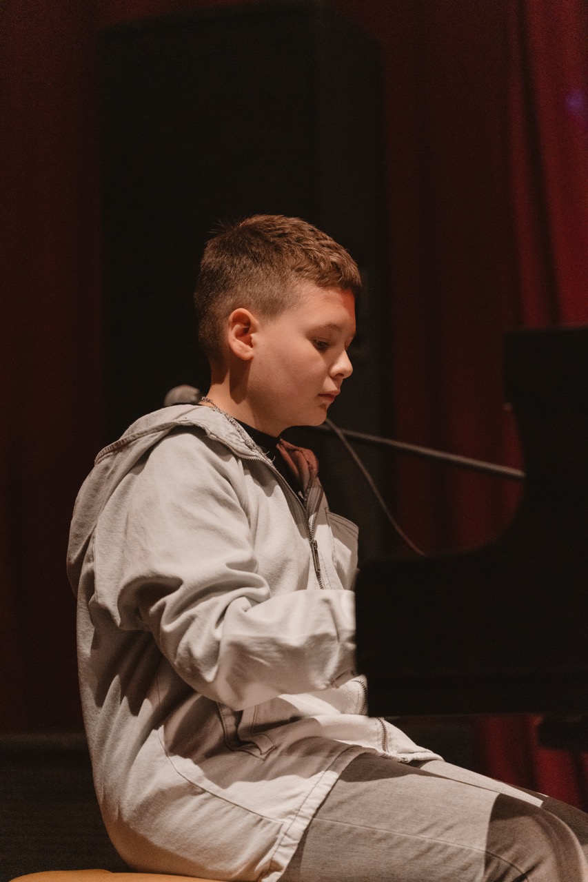 Red Cross Concert — photo 18