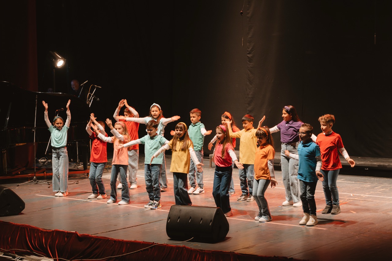 Red Cross Concert — photo 21