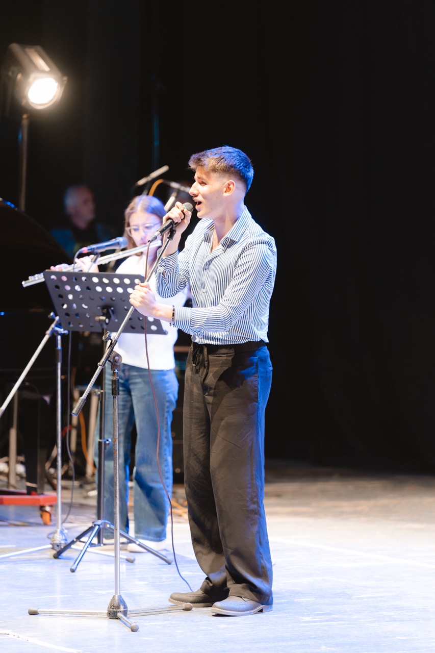 Red Cross Concert — photo 34